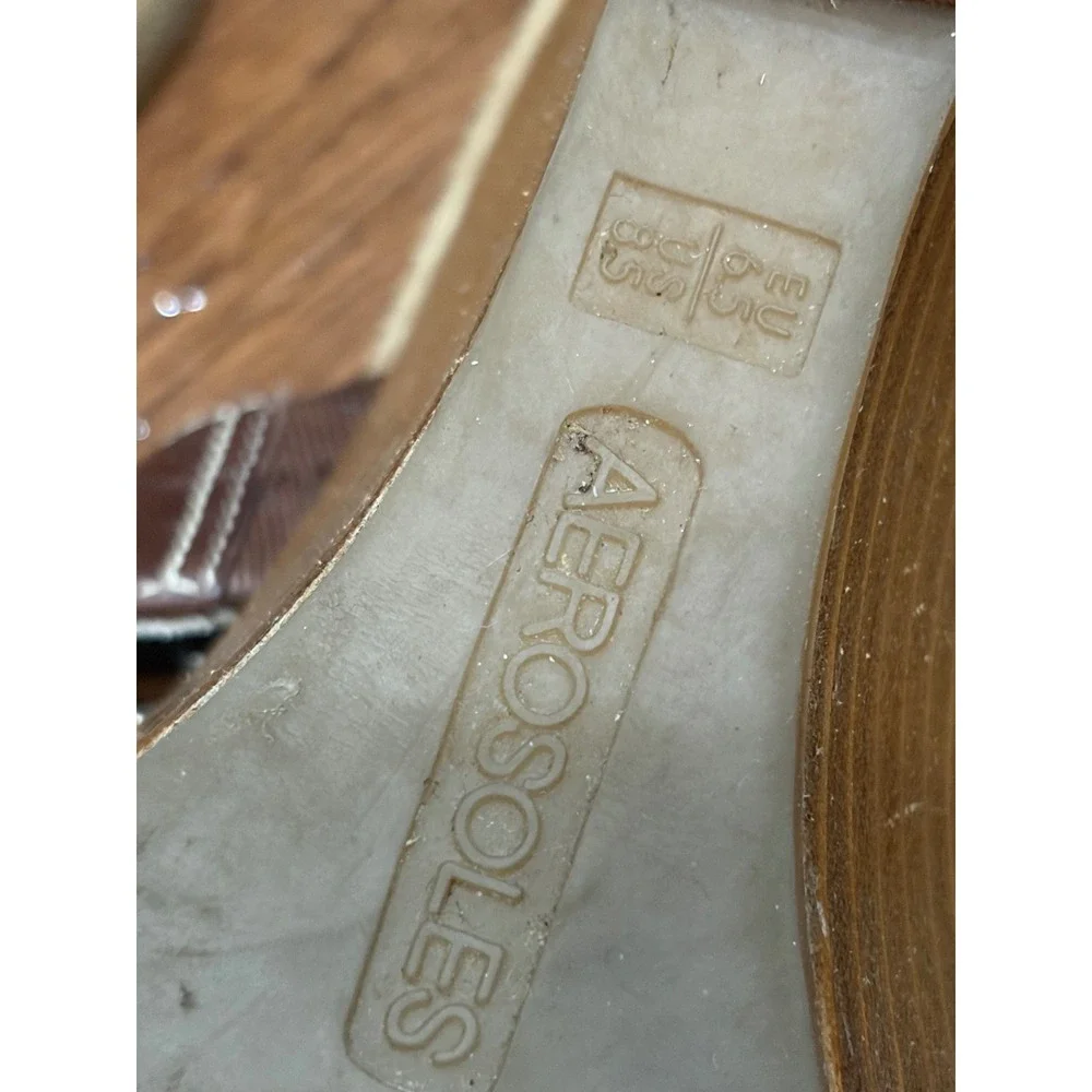 Aerosoles Wedge Sandals Women Size 8.5 Brown Leather‎ Strappy Slip On Wood Heel